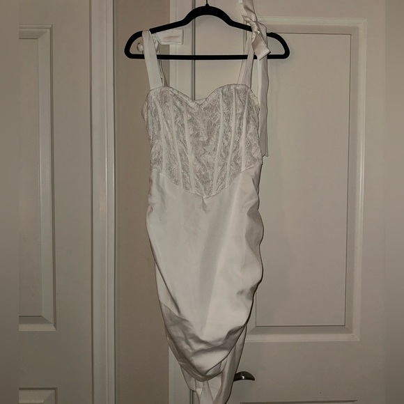 PrettyLittleThing Dresses & Skirts - White mini dress